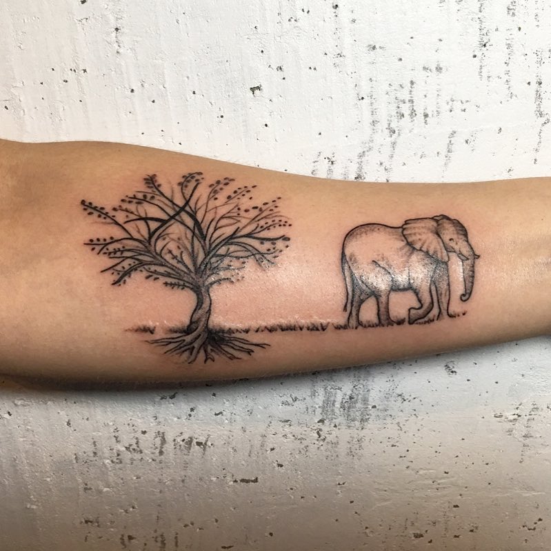 益先生小臂小树大象纹身图案